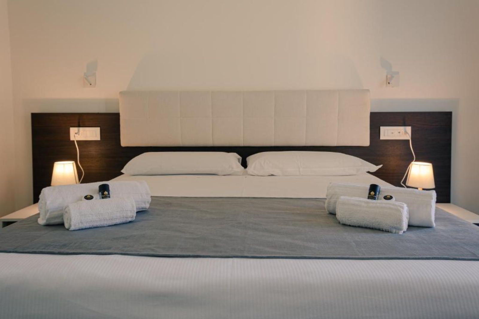 letto matrimoniale suite