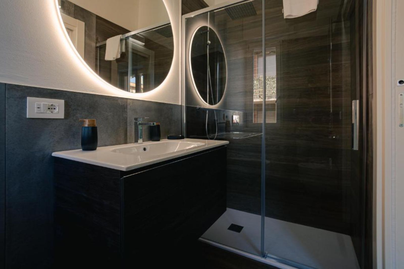 bagno moderno di design